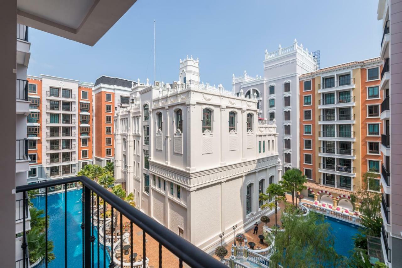 Espana Pattaya By Plearn جومتين بيتش المظهر الخارجي الصورة
